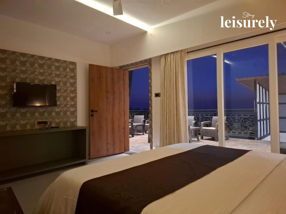 Stay Leisurely Avalon Heights 4Bhk, パンチガニ エクステリア 写真