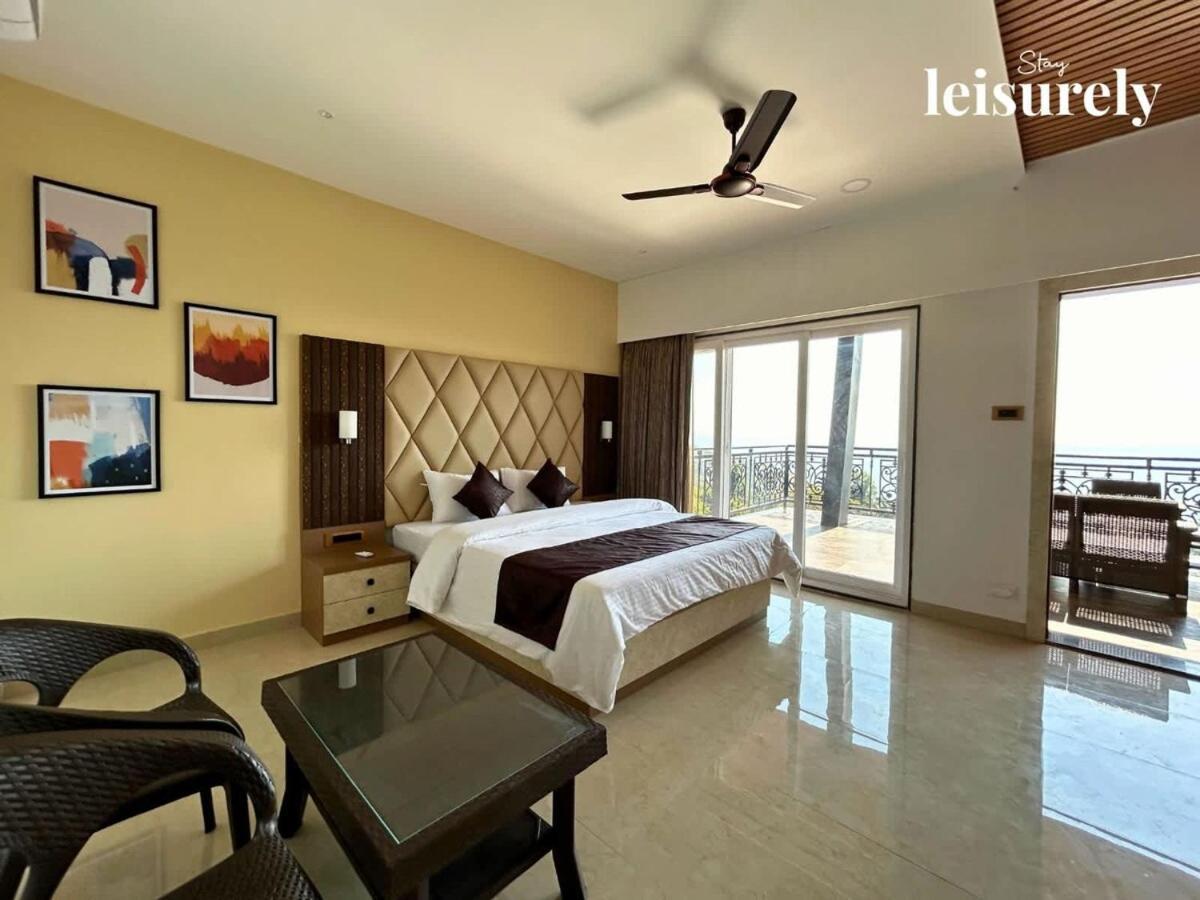 Stay Leisurely Avalon Heights 4Bhk, パンチガニ エクステリア 写真